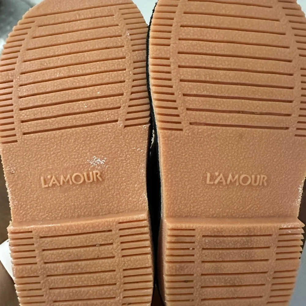 LAmour navy leather